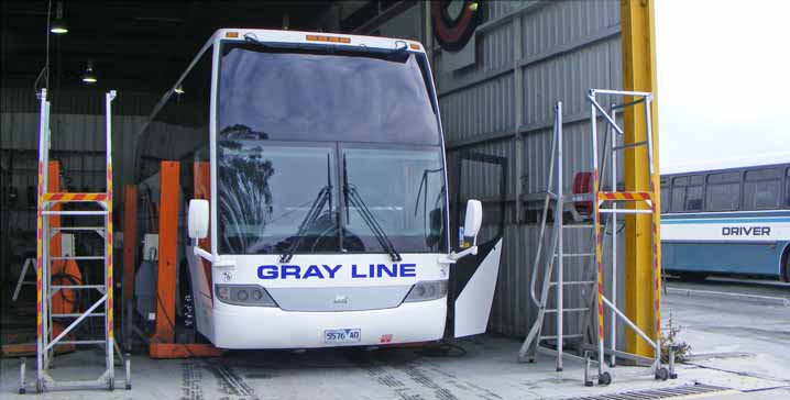 Gray Line Driver Autobus High Deck 76